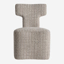 Silla de poliéster y madera de pino en tonos neutros