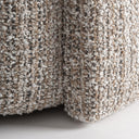 Silla de poliéster y madera de pino en tonos neutros – detalle