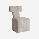 Silla de poliéster y madera de pino en tonos neutros