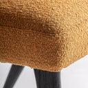 Silla de poliéster y madera de roble 56 x 57 x 80 cm – Mostaza jaspeado – detalle