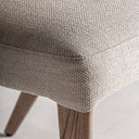 Silla de poliéster y madera de roble 56 x 57 x 80 cm – detalle