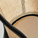 Sillón de madera de abedul y lino en color negro – detalle