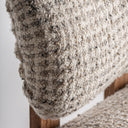 Sillón de madera de acacia y lana en color marrón – detalle