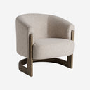 Sillón de madera de fresno y poliéster en color beige natural