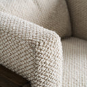 Sillón de madera de fresno y poliéster en color marrón 84 x 74 x 73 cm – detalle