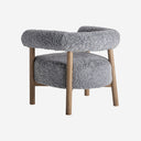 Sillón de madera de fresno y poliéster en color marrón natural