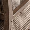 Sillón de madera de mango y mimbre en color marrón – detalle