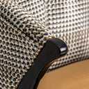 Sillón de madera de pino y madera de caucho en color negro – detalle