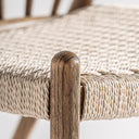 Sillón de madera de roble y cuerda en color marrón 67 x 79 cm – detalle