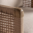 Sillón de madera de teca reciclada en color marrón natural – detalle
