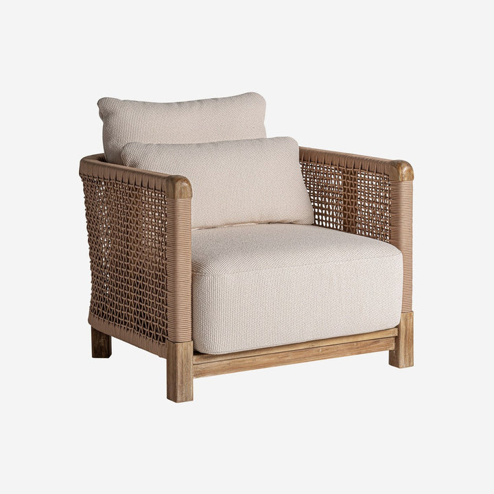 Sillón de madera de teca reciclada en color marrón natural