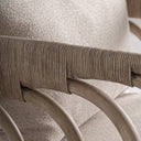 Sillón tapizado en poliéster en color beige 66 x 70 x 76 cm – detalle