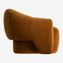 Sillón tapizado en poliéster en color camel