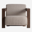 Sillón tapizado en poliéster en color crema