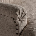 Sofá de madera de mango y poliéster en color marrón – detalle
