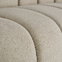 Sofá tapizado en poliéster en color beige 243 x 97 x 74 cm – detalle