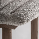 Taburete alto de madera de olmo y poliéster en color marrón claro – detalle