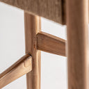Taburete alto de madera de teca y cáñamo en color marrón – detalle