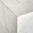 Taburete alto de mármol en color beige – detalle