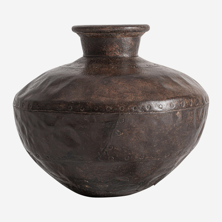 Tinaja decorativa de hierro en tonos marrones