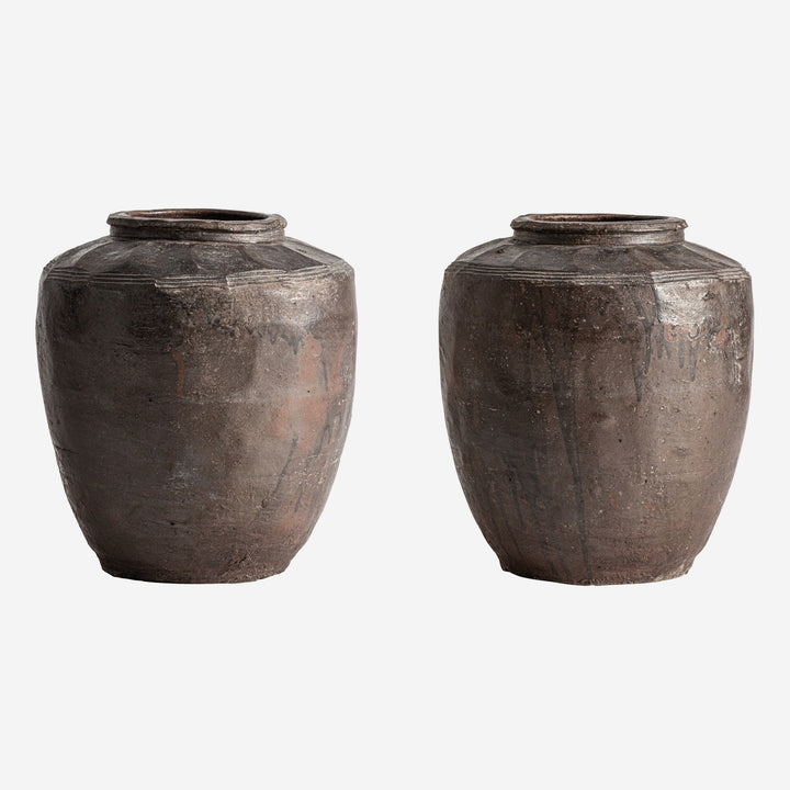 Tinaja decorativa de terracota en tonos oscuros 33 x 38 cm