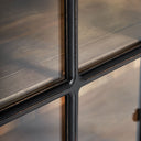 Vitrina modular de madera de mango y cristal en color negro – detalle