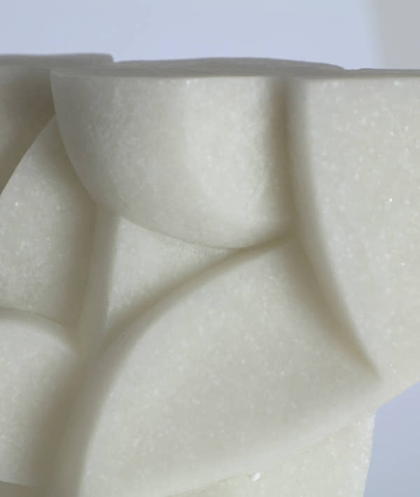 AURA DECORATIVE FIGURE in white resin