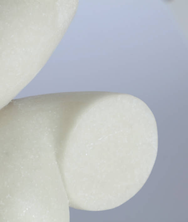 PULSE DECORATIVE FIGURE in white resin