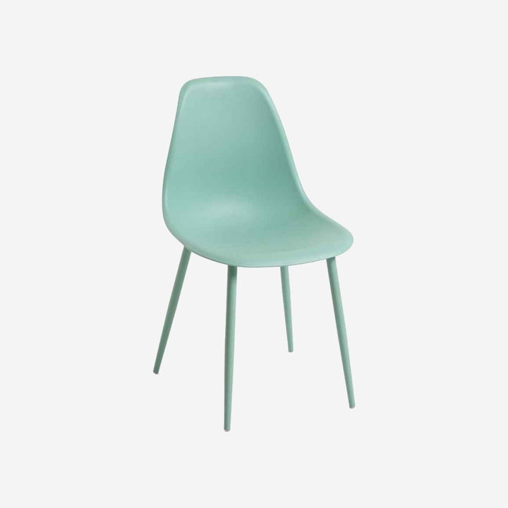 Silla KLEIN Total sobre fondo gris de estudio