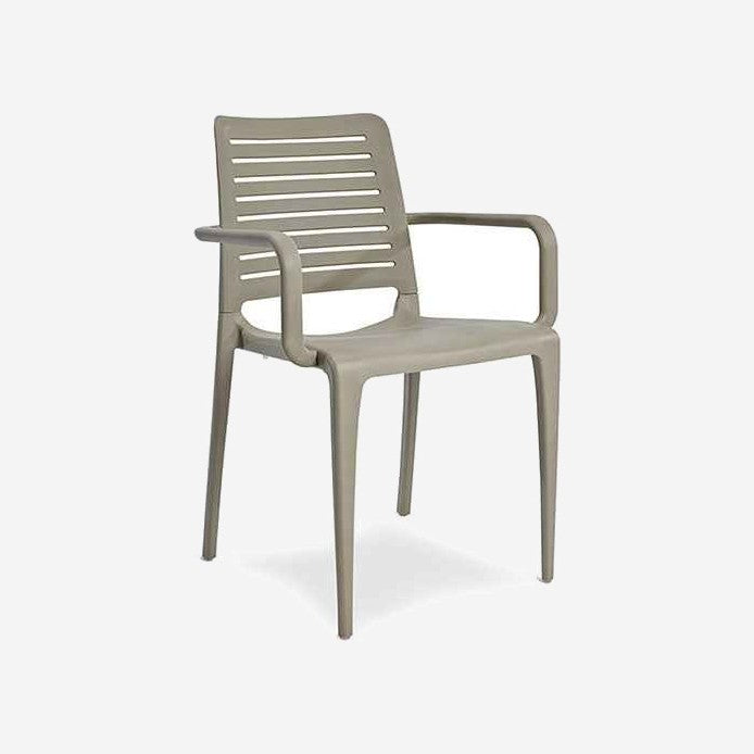 Sillón PARK sobre fondo gris de estudio (3)