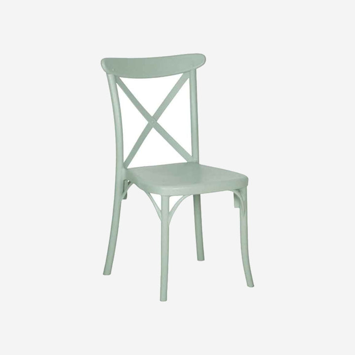 Silla TERRE sobre fondo gris de estudio