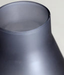 KALHE grijze glazen vaas