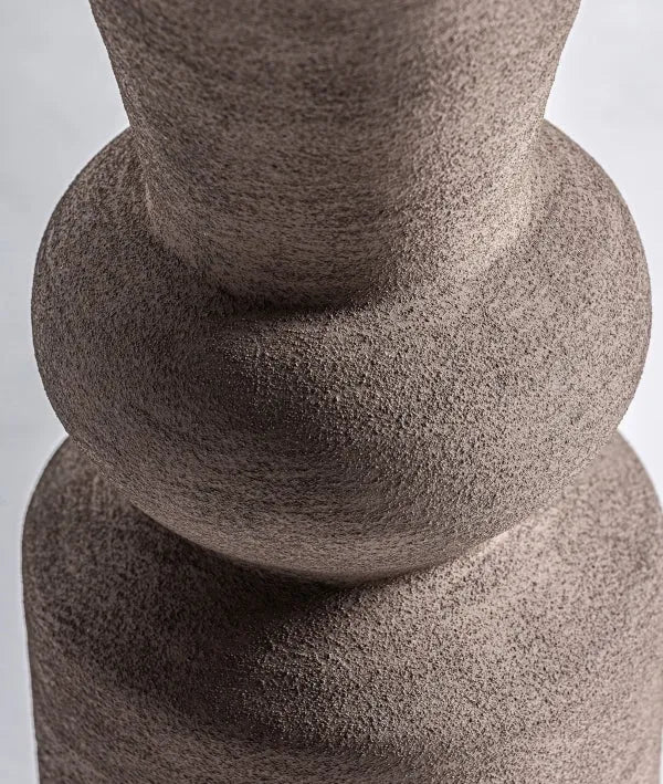 LOSSE taupe keramische vaas met structuurafwerking