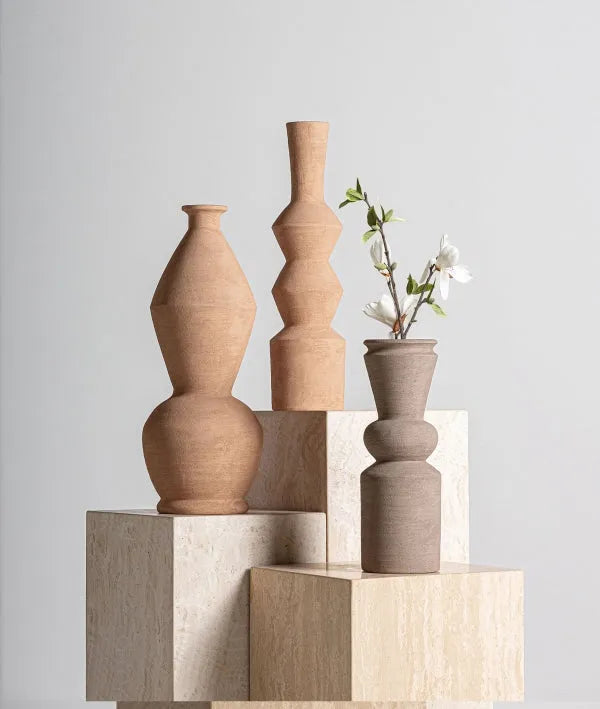 LOSSE taupe keramische vaas met structuurafwerking