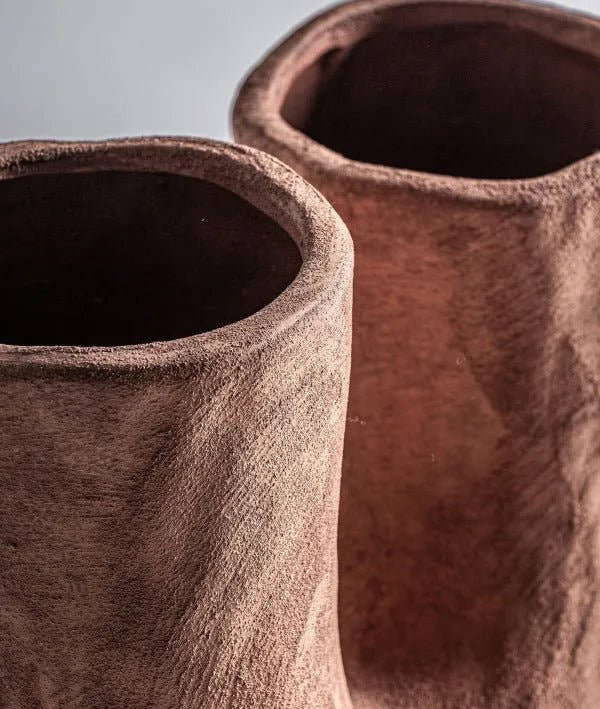 Jarrón MEZIN de cerámica en color marrón, ideal para complementar la decoración - Jarrones y centros - El Workshop - cerámica