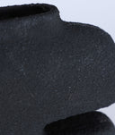 JARRÓN NIVEO en resina negra rugosa