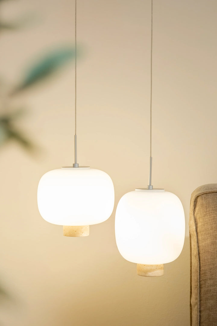Lámpara de techo Ánima en ambiente decorado (3)