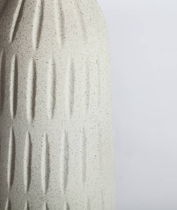 GLAJE FLOOR LAMP: contemporary elegance and welcoming light