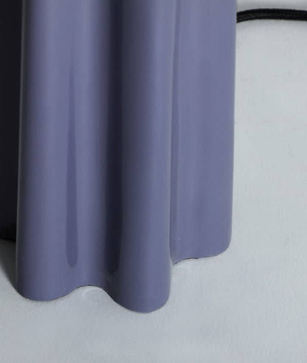 LÁMPARA DE MESA AMALFI de hierro color morado - Lámparas de mesa - El Workshop - hierro