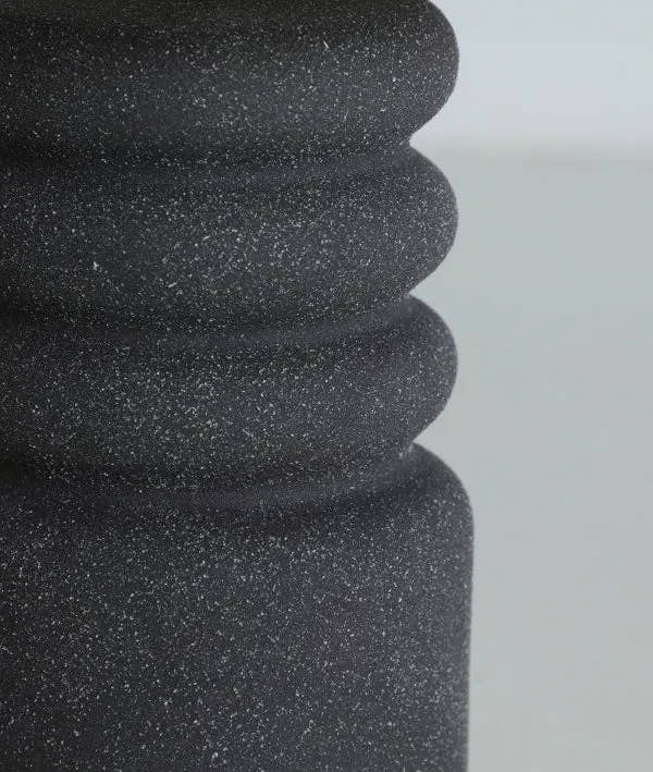 LÁMPARA DE MESA ROKKO DE CERÁMICA NEGRA - Lámparas de mesa - El Workshop - cerámica