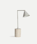 LÁMPARA DE MESA SAND calma y calidez en diseño minimalista