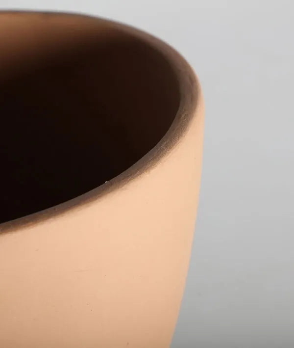 Lámpara de mesa SWAHILI de terracota negro y hierro marrón