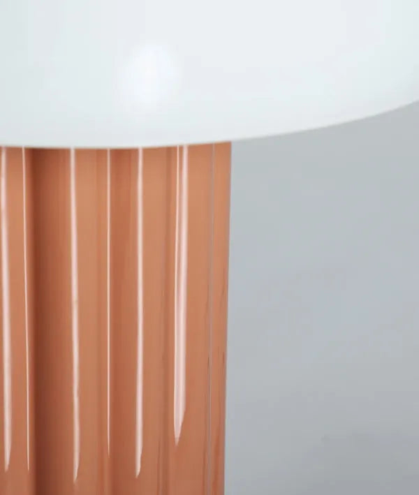 TAFELLAMP TRESA moderne elegantie met tijdloze warmte in terracotta