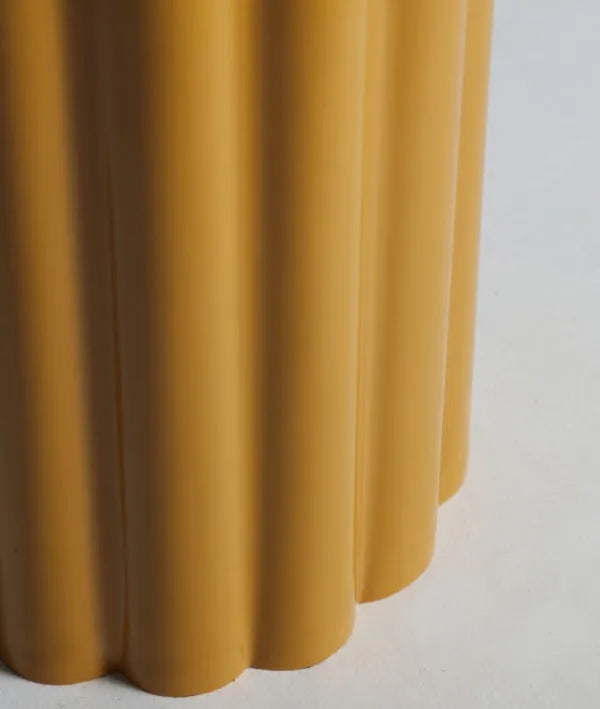 TAFELLAMP TRESA moderniteit en warmte met een levendige stijl