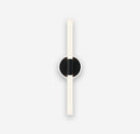 Lámpara Roos de Pared 27K - Negro mate sobre fondo gris de estudio