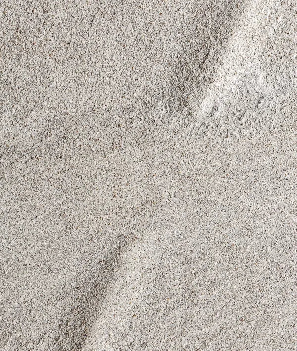 ARNSBERG canvas van MDF en afgewerkt in een gebroken witte tint, combineert elegantie en moderniteit