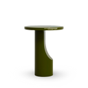 Mesa auxiliar Alia verde en microcemento en ambiente decorado (2)