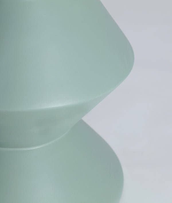 MESA AUXILIAR MELLE frescura y estilo en verde - Mesas auxiliares - El Workshop - hormigón reforzado