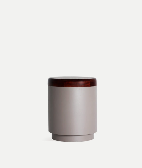 MESA AUXILIAR OAKY escultura de luz con calidez natural