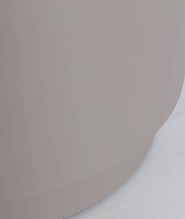 MESA AUXILIAR OAKY escultura de luz con calidez natural